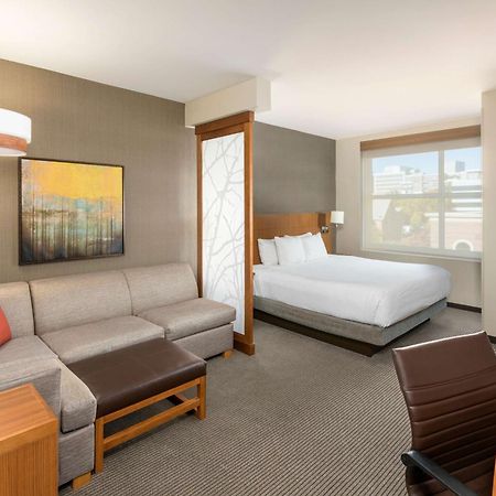 Hyatt Place Greenville Downtown Ngoại thất bức ảnh