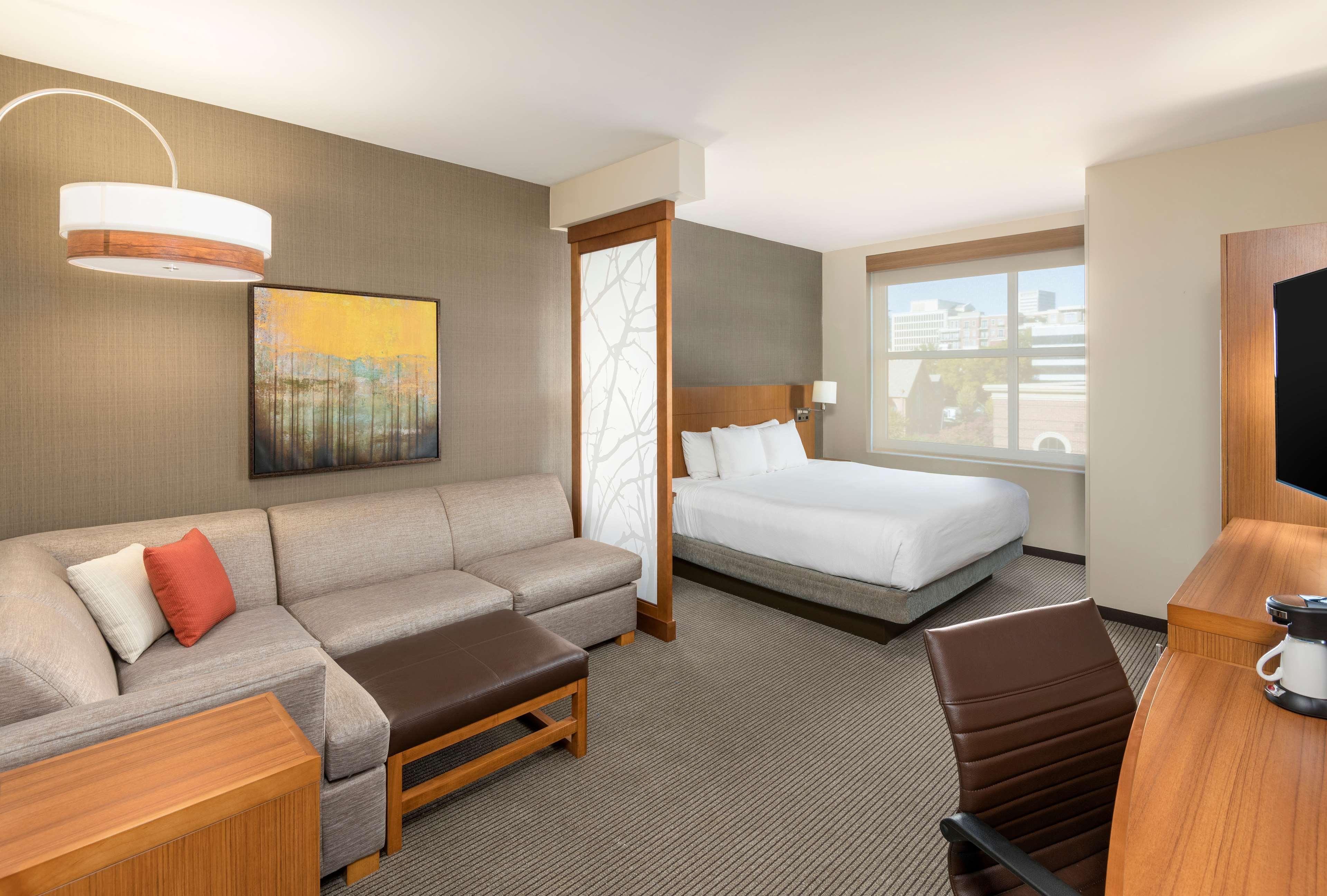 Hyatt Place Greenville Downtown Ngoại thất bức ảnh