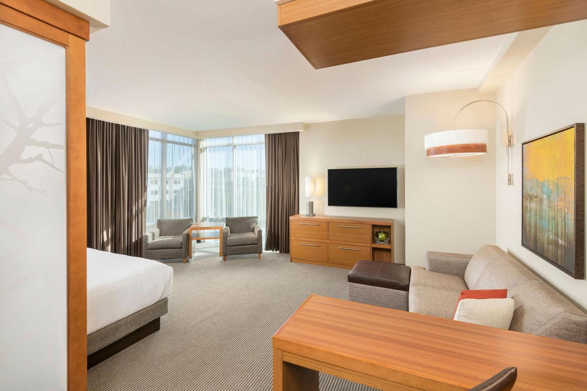 Hyatt Place Greenville Downtown Ngoại thất bức ảnh