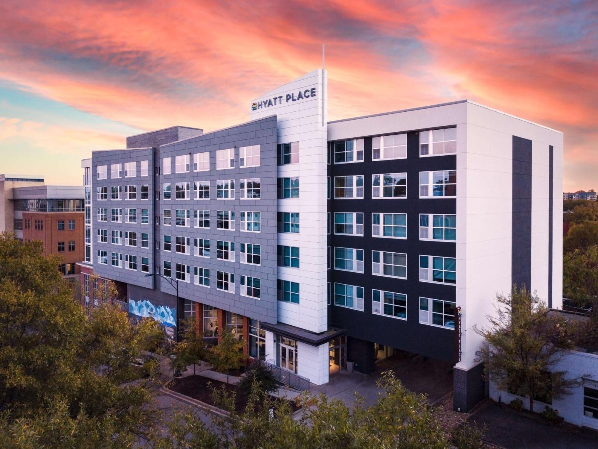 Hyatt Place Greenville Downtown Ngoại thất bức ảnh